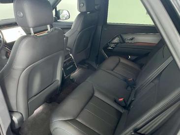 Land Rover Range Rover Sport D250 — photo 12