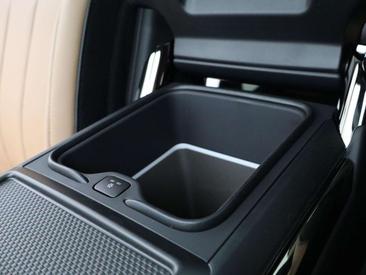 Land Rover Range Rover Sport P550e — photo 28