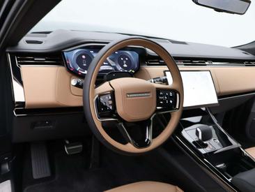 Land Rover Range Rover Sport P550e — photo 31