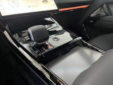 Land Rover Range Rover Sport D250 — photo 20