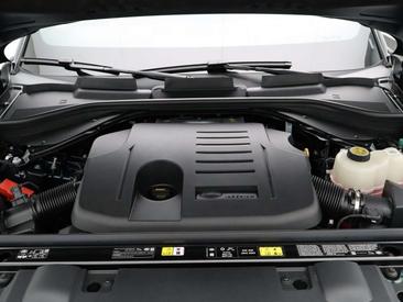 Land Rover Range Rover Sport P550e — photo 42