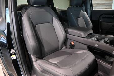 Land Rover Defender 90 X-Dynamic SE 5.0 V8 — photo 11