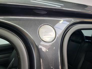 Land Rover Range Rover Sport HSE 2.0 SD4 — photo 25