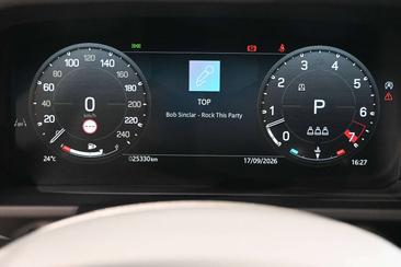Land Rover Defender 90 X-Dynamic SE 5.0 V8 — photo 14