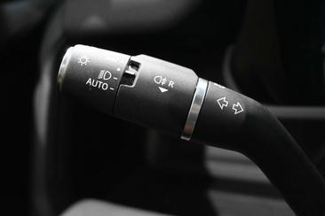 Land Rover Defender 90 X-Dynamic SE 5.0 V8 — photo 15