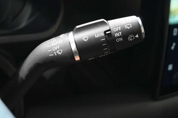 Land Rover Defender 90 X-Dynamic SE 5.0 V8 — photo 16