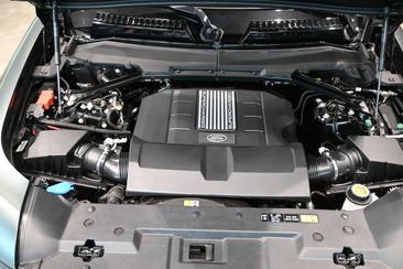 Land Rover Defender 90 X-Dynamic SE 5.0 V8 — photo 43