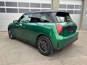 Mini Cooper Electric Berline Cooper SE — photo 18