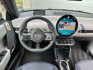Mini Cooper Electric Berline Cooper SE — photo 29