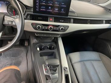 Audi A4 S Line 40 TDI S Tronic — photo 14