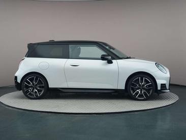 Mini Cooper Electric Berline Cooper SE — photo 7