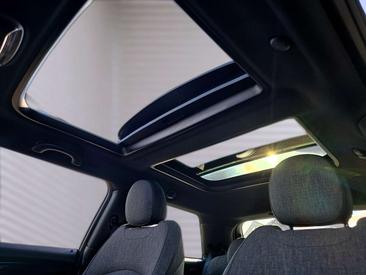 Mini 3 Portes Berline Cooper SE — photo 7