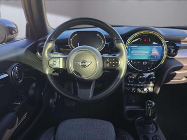 Mini 3 Portes Berline Cooper SE — photo 9