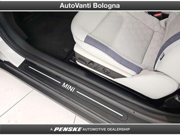 Mini Cooper Electric Berline Cooper SE — photo 32