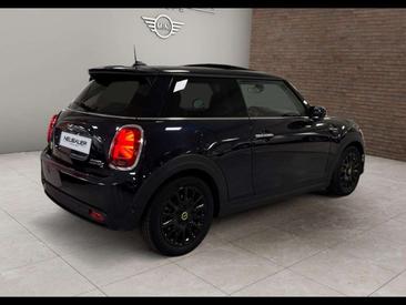 Mini 3 Portes Berline Cooper SE — photo 2