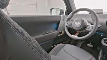 Mini Cooper Electric Berline Cooper SE — photo 22
