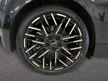 Mini Cooper Electric Berline Cooper SE — photo 10