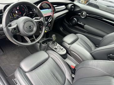 Mini 3 Portes Berline Cooper SE — photo 9