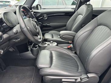 Mini 3 Portes Berline Cooper SE — photo 10