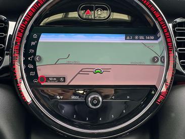 Mini 3 Portes Berline Cooper SE — photo 16