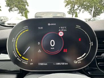 Mini 3 Portes Berline Cooper SE — photo 19
