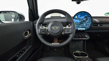 Mini 3 Portes Berline Cooper C — photo 14