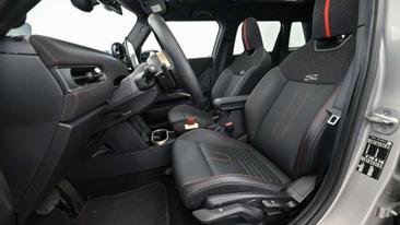 Mini 3 Portes Berline Cooper C — photo 21