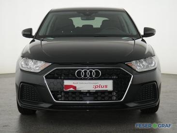Audi A1 Sportback 30 TFSI — photo 11