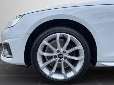 Audi A4 Avant 35 TDI — photo 8