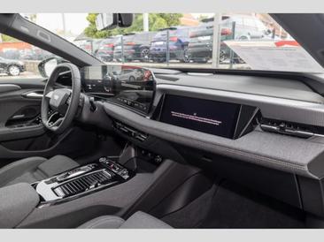 Audi A6 Avant E-tron E-tron Quattro — photo 10