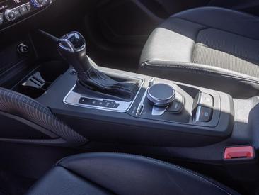 Audi Q2 30 TDI — photo 16