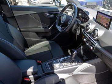 Audi Q2 30 TDI — photo 25