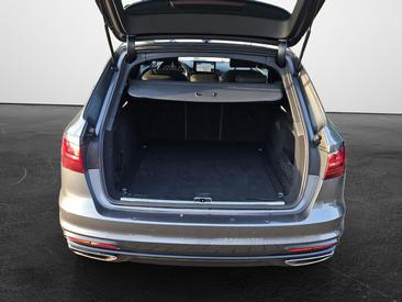Audi A4 Avant 40 TDI — photo 12