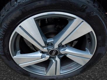 Audi Q2 35 TFSI — photo 7