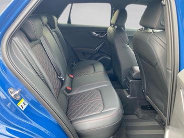 Audi Q2 35 TFSI — photo 11