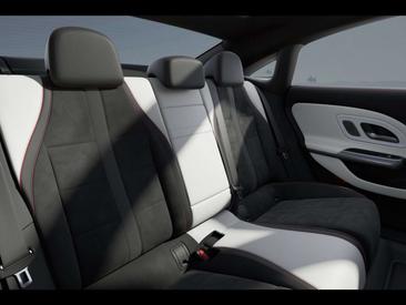 Mercedes CLA Berline 250 — photo 13