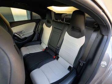 Mercedes CLA Berline 200 — photo 7