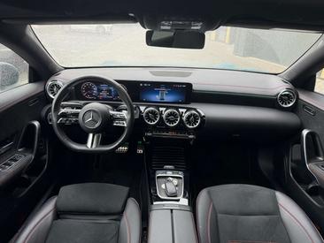 Mercedes CLA Berline 250 E — photo 13