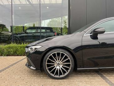 Mercedes CLA Berline 180 — photo 4