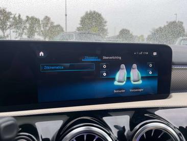 Mercedes CLA Berline 180 — photo 31