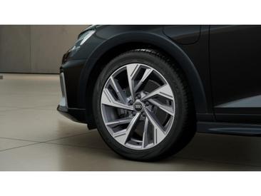Audi A3 Break Surélevé TFSI E 40 E — photo 5