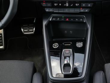Audi A3 Break Surélevé TFSI E 40 E — photo 7