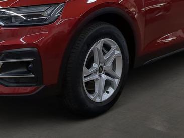 Audi Q5 50 TFSI E Quattro — photo 8