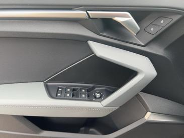 Audi S 3 Sportback TFSI — photo 13