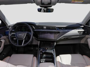 Audi Q8 E-tron E-tron 55 Quattro 300 KW — photo 9