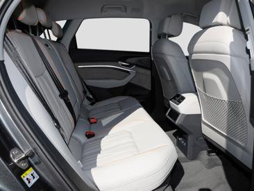 Audi Q8 E-tron E-tron 55 Quattro 300 KW — photo 10
