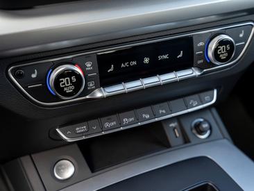 Audi Q5 Sportback 50 TDI Quattro — photo 8