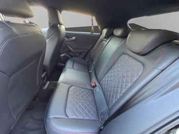 Audi Q2 35 TFSI — photo 16