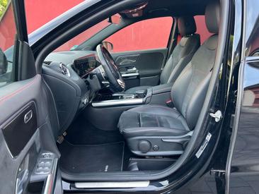 Mercedes GLA 35 4MATIC — photo 14