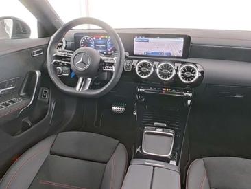 Mercedes CLA Berline 200 — photo 5